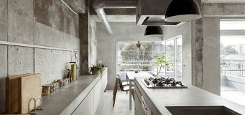Кухня в стиле бетон и дерево в Красноуральске