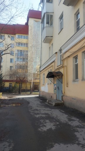 ул. Челюскинцев,70 в Красноуральске - krasnouralsk.yutvil.ru - фото 1